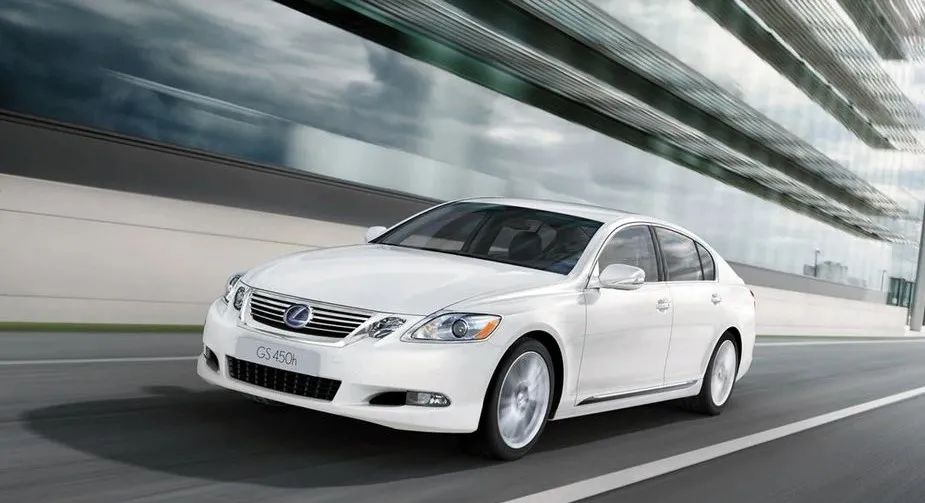 奔驰哪款车最值得入手2023款,入门级奔驰哪一款二手车值得购买