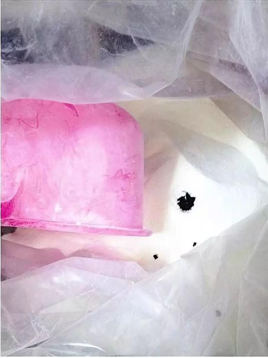 奶茶黑幕揭秘视频,网红奶茶店内幕曝光