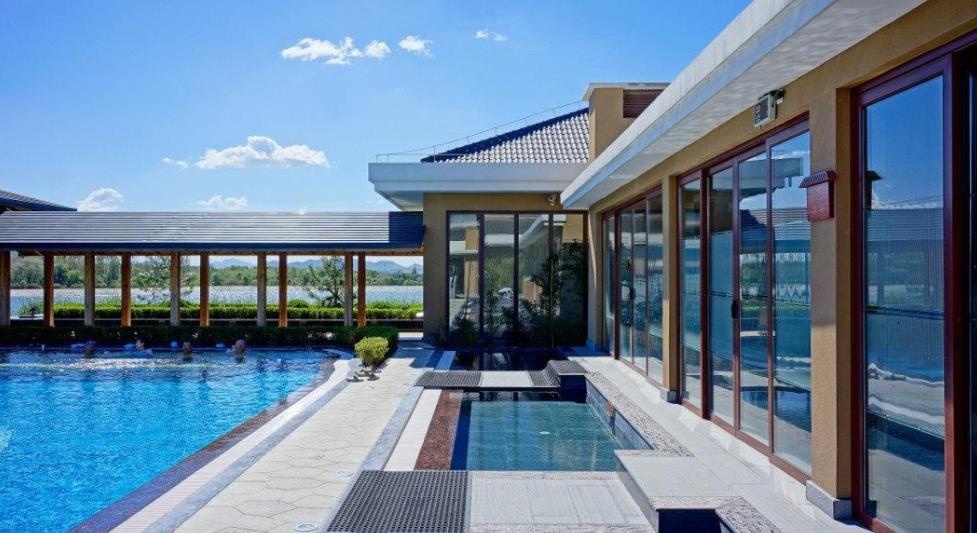 日式温泉滑雪场,大连温泉滑雪场一体度假村