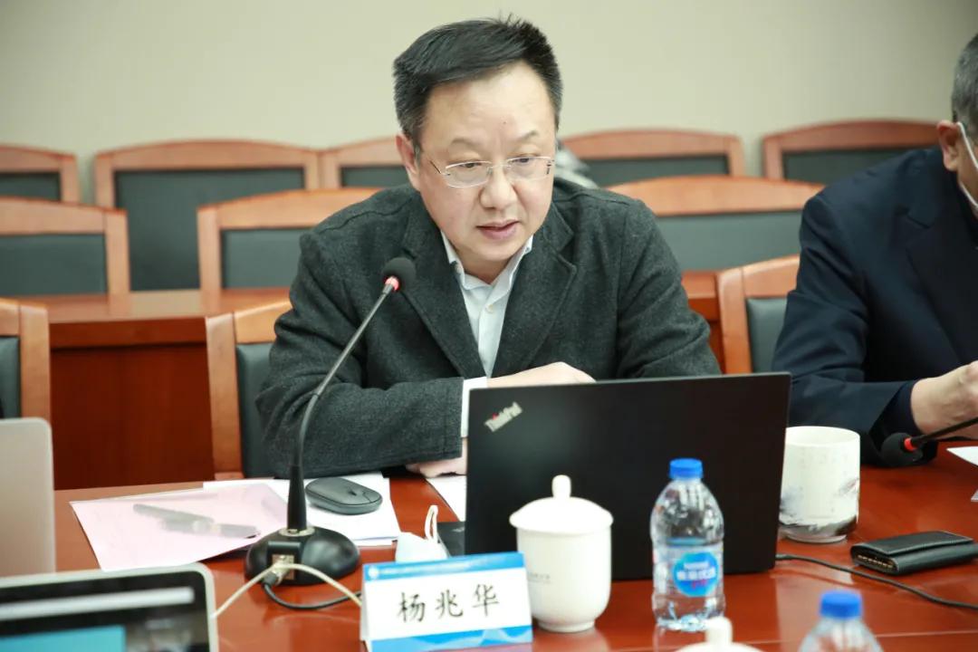 走过极不平凡的路,走过极不平凡的七年