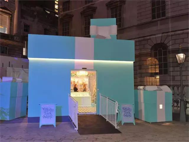 线下快闪店为什么火,快闪店和实体店的区别