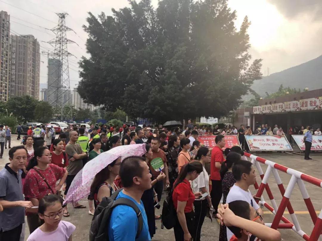 考完试表白的视频,考完试后的表白