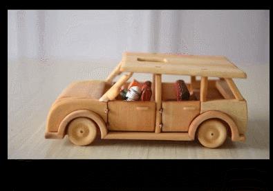 木制工艺品获央视点赞、手制包秒杀爱马仕、螳螂车羡煞万人……