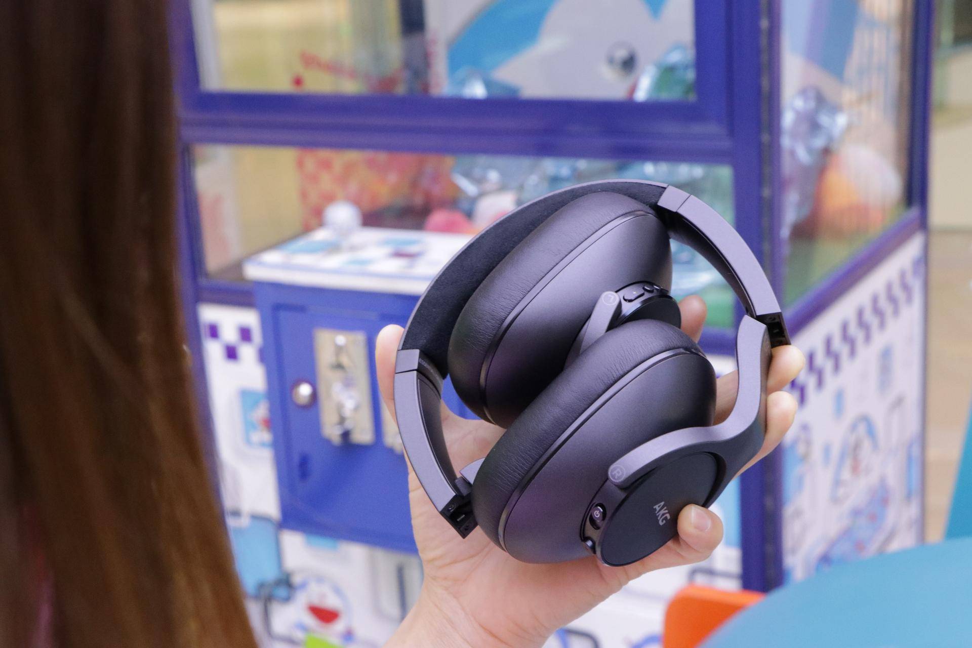 akgn700nc一代和二代,akgn700ncm2耳机