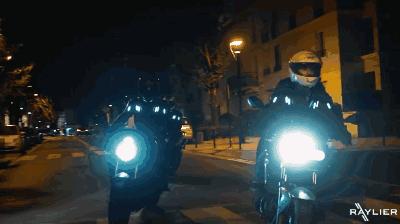 自动刹车感应灯,发光车轮灯自动感应