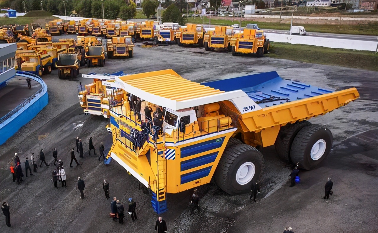 全球最重的轿车,全球最大货车有多少吨