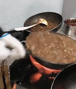 开心一刻gif搞笑动图,搞笑gif段子看起来能量满满