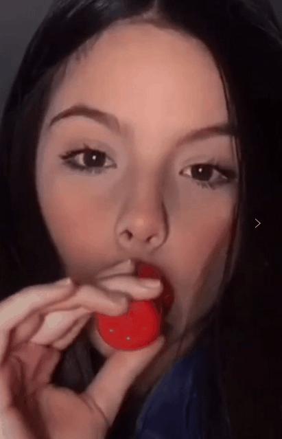 迪丽热巴薄唇,把迪丽热巴换成黄金比例脸