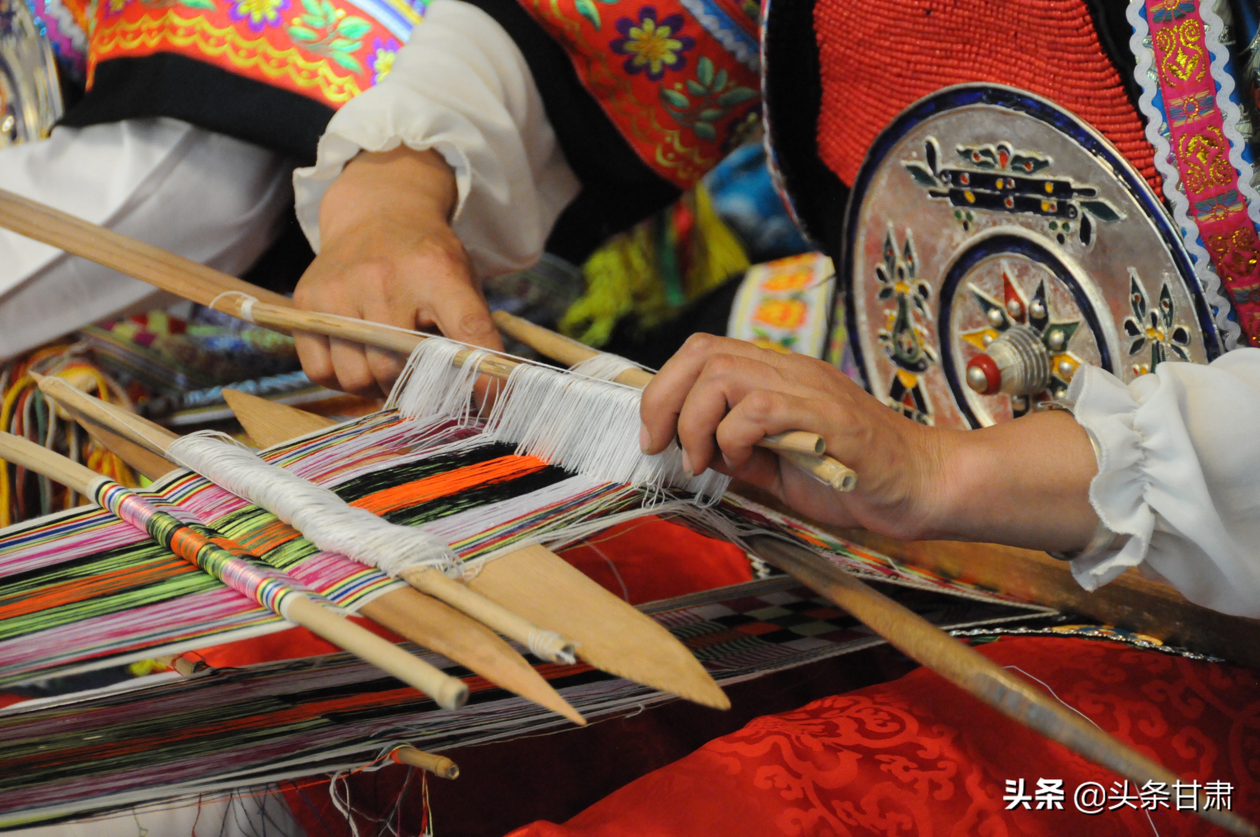 甘南非遗文化传统手工技艺,甘肃舟曲织锦带