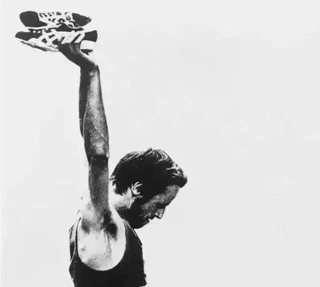 比鬼冢虎好的鞋品牌是什么,鬼冢虎复古跑鞋