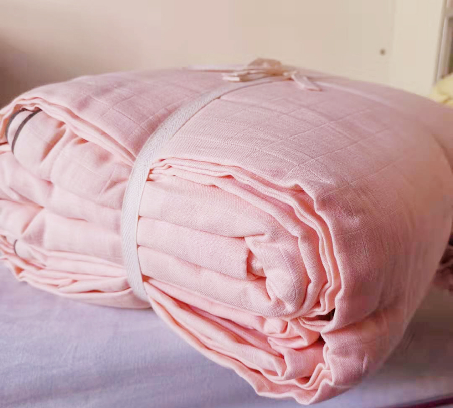 家有爱出汗的宝宝，造作双层纱织四件套透气+舒适，安睡整晚