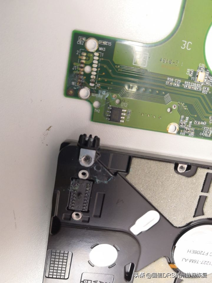 硬盘进水了还能用吗,硬盘被进水破坏能恢复数据吗