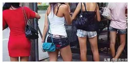 穿着暴露是道德败坏吗,穿着暴露对未成年人的危害