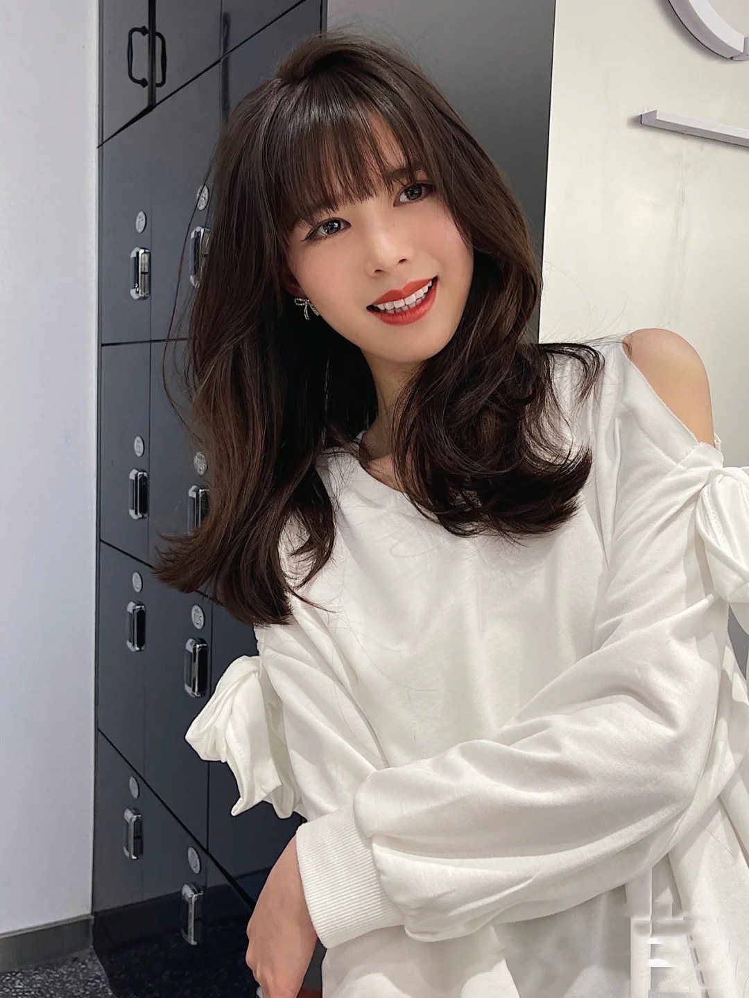 法式刘海加空气刘海学生不挑脸型,女生适合的刘海学生党法式刘海