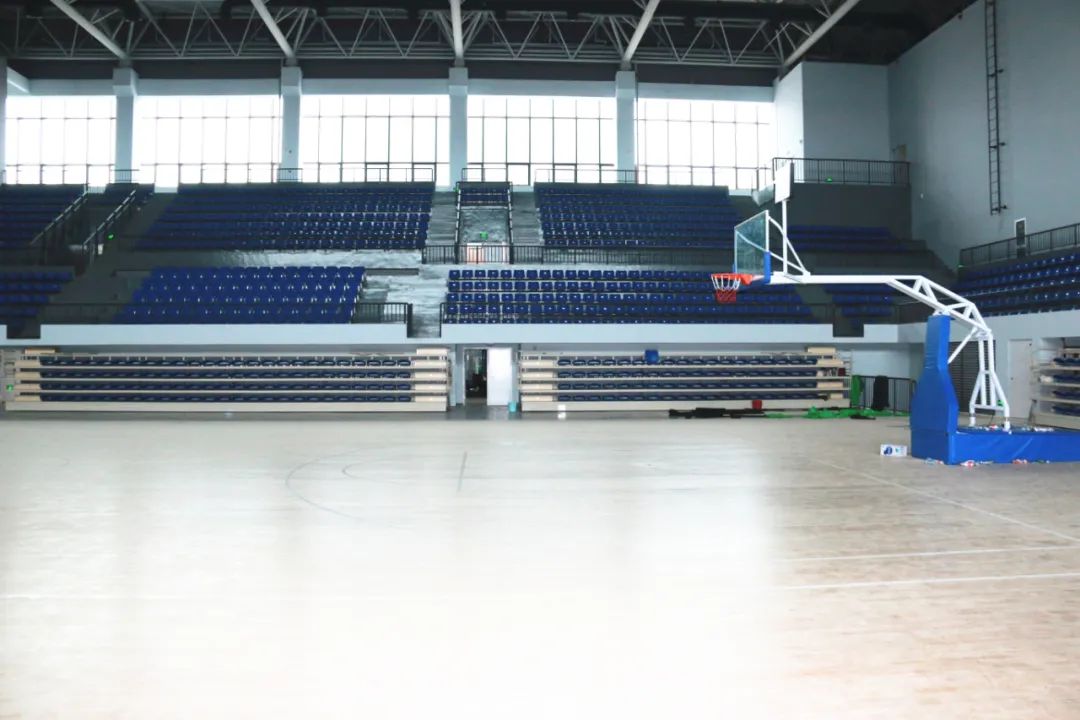 江阴体育馆羽毛球馆怎么收费,江阴体育馆打羽毛球多少钱