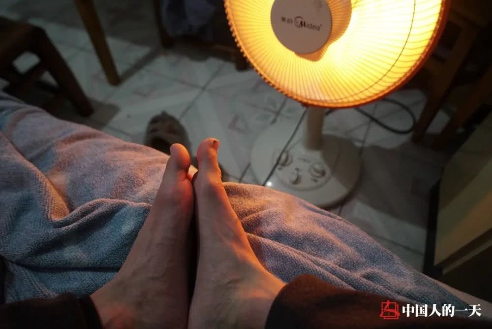 回家发烧到了39度,发烧38.6摄氏度在家该怎么处理