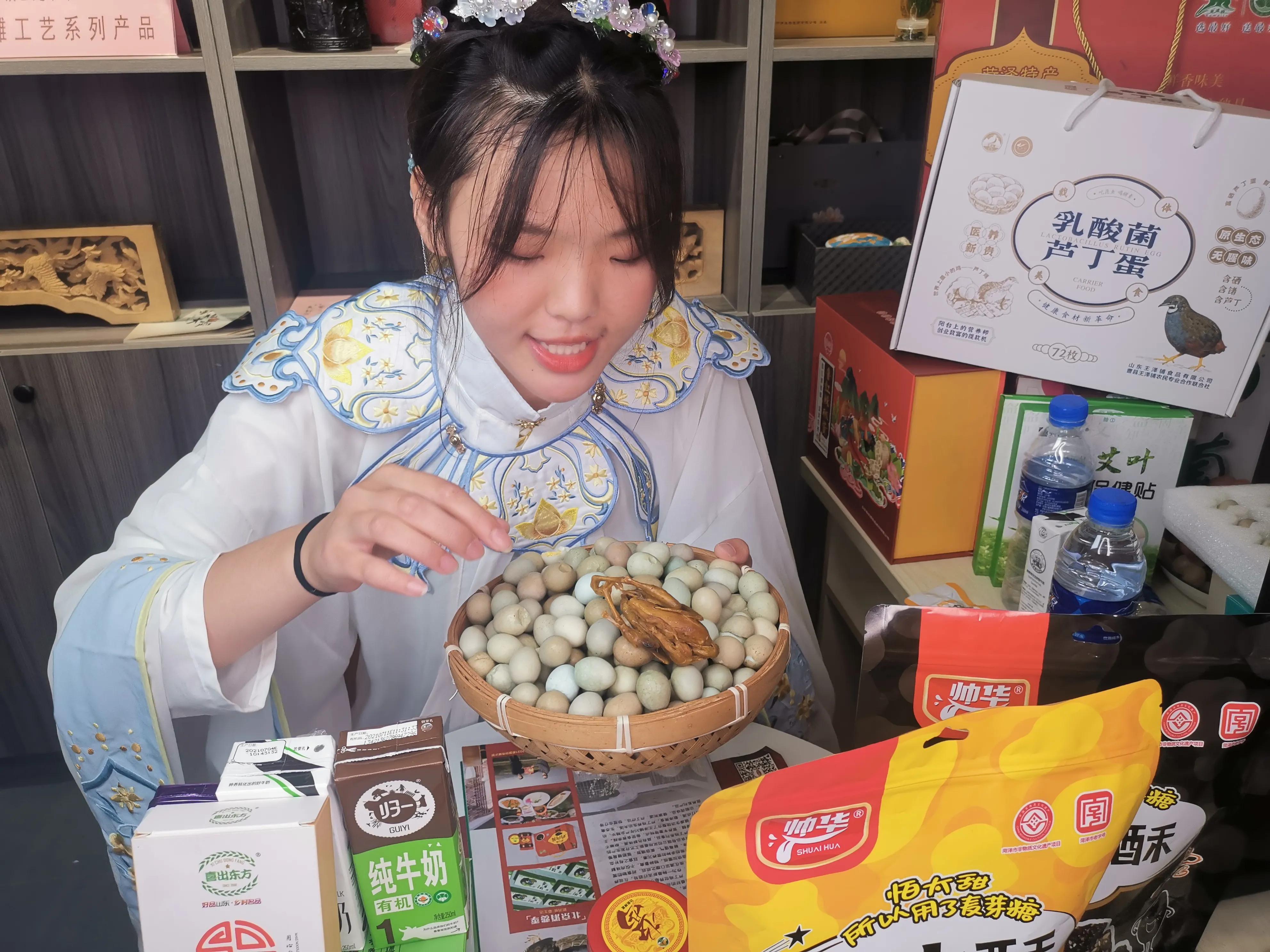 芦丁鸡养殖扶持,芦丁鸡认养视频