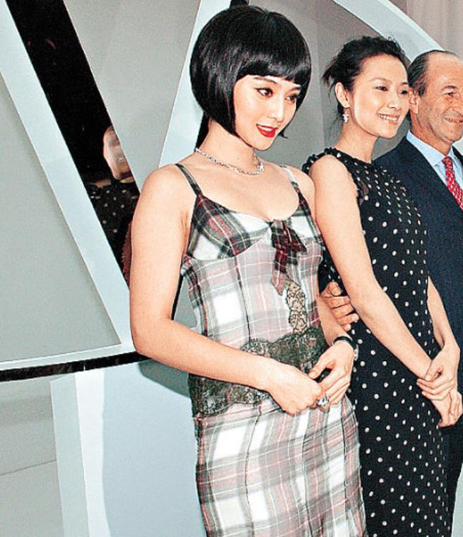 范冰冰沙宣短发,范冰冰黑色长裙丸子头