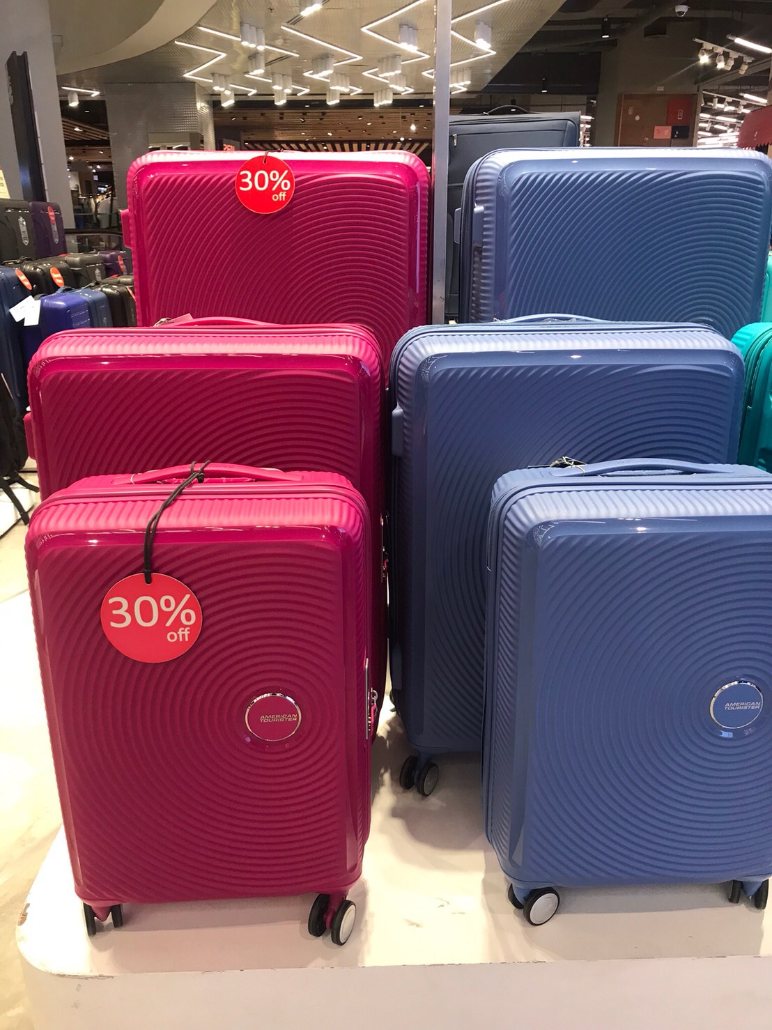 泰国centralworld商场购物,泰国曼谷大皇宫附近商场