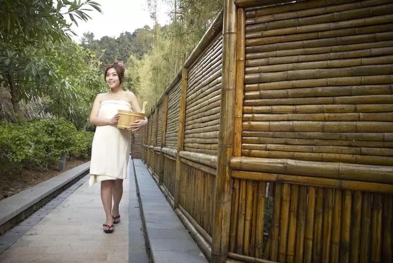 地派池畔,地派温泉度假酒店池畔别墅