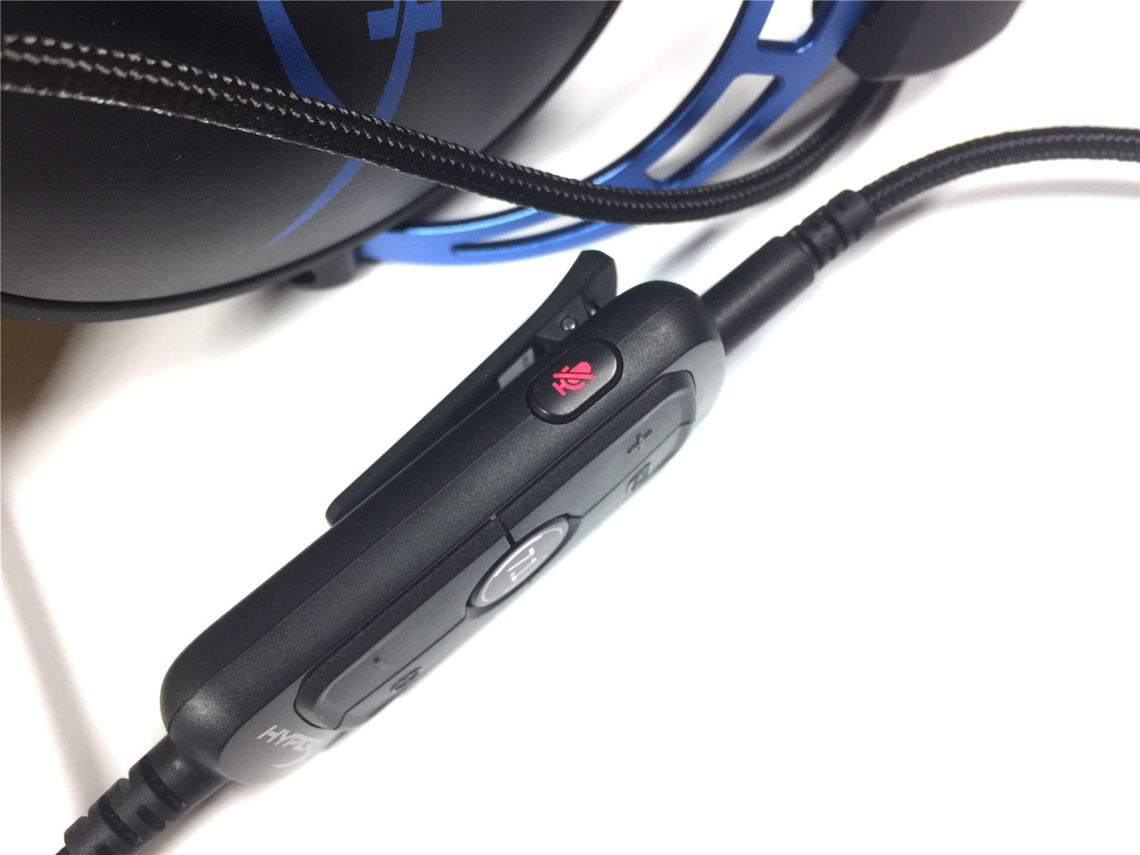 hyperx阿尔法无线版游戏耳机,开箱hyperxcloudalpha电竞耳机