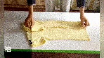 牛仔外套叠衣技巧,叠衣技巧大全