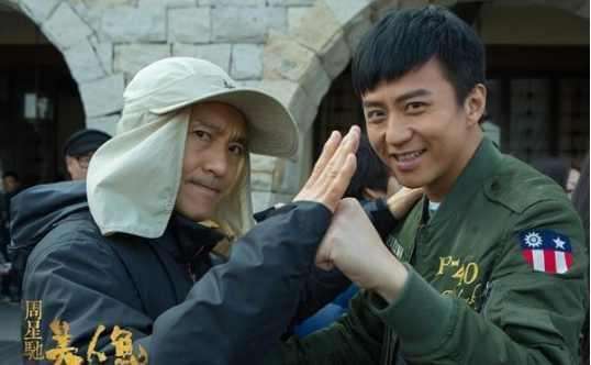 周星驰戴小偷帽子,周星驰为何戴日本军帽