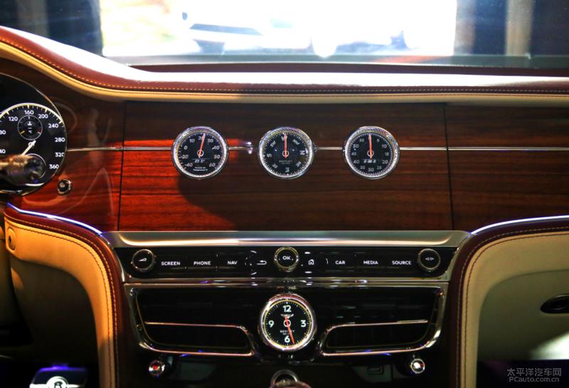 去车内甲醛异味用什么产品好,车内内饰异味严重怎样清除