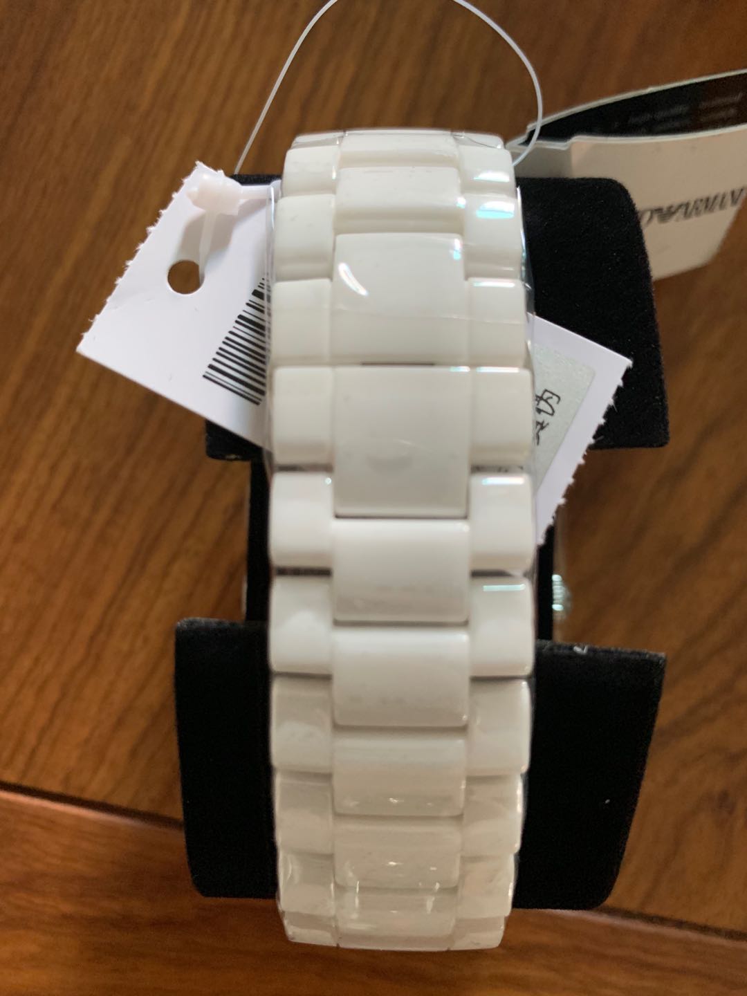 时尚女表什么品牌好,阿玛尼满天星女表陶瓷镶钻