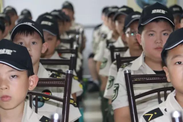 穿越军童铁旅~体验式学习，在做中学，在玩中学