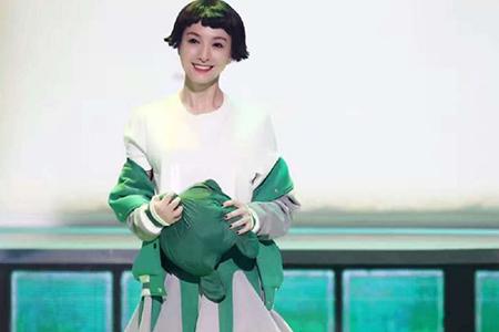 鍚存槙鍗磋鍚愭Ы琛ｆ湇鍙堜笐鍙堣吹,鍚存槙鐜板湪绌胯。鎵撴壆