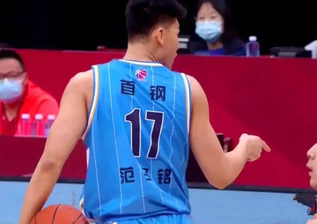 3秒违例犯规裁判手势,3秒违例球裁判手势