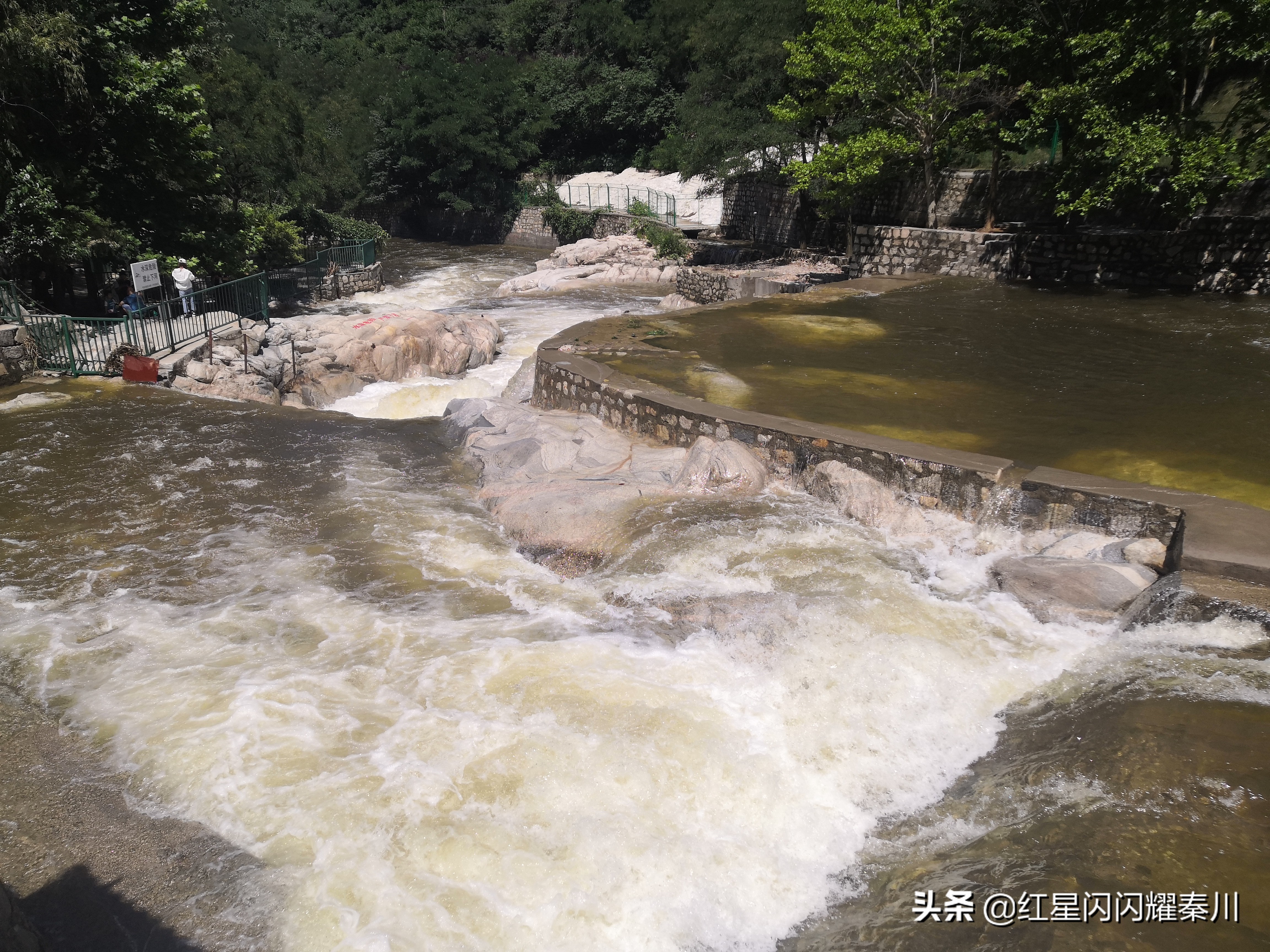 石门一道终日雷——高冠瀑布雨后游