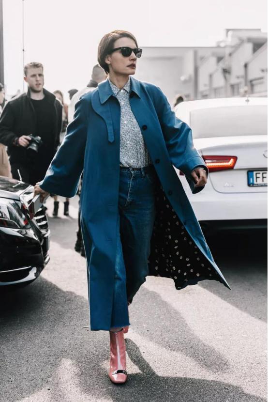 穿了这么多年裤子，一年四季都喜欢“阔腿裤”，立志穿出花来