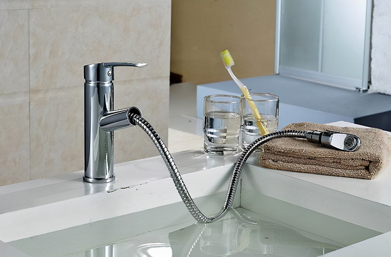 日本的浴室人性化,日本卫浴细节