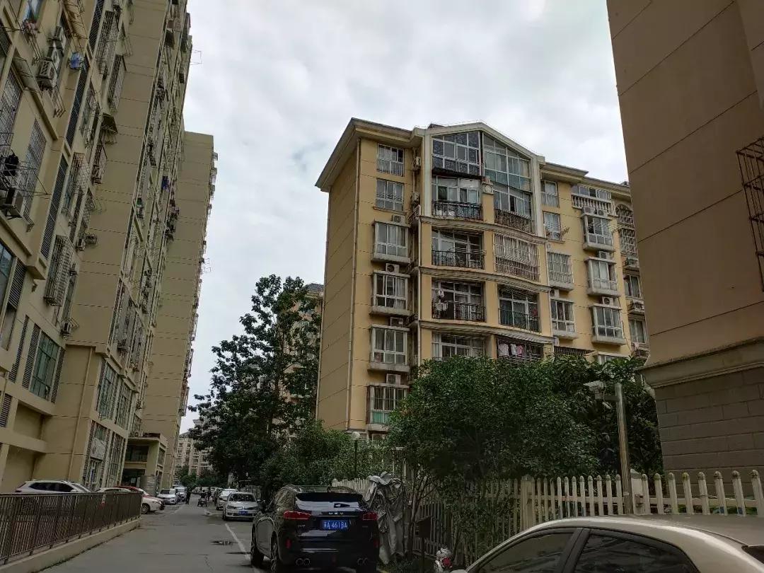 南方花园b组团房价走势,江宁岔路口南方花园房价