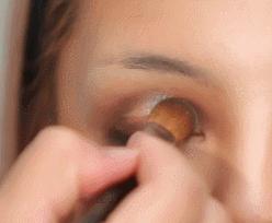 如何画比较妖艳的眼妆,初学者怎么画又纯又欲的眼妆