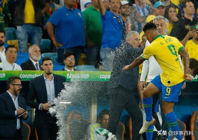 巴西最惨的比赛,巴西最差9号