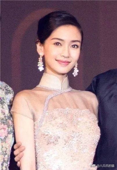 杨幂婚礼敬酒礼服图片大全,杨幂婚礼敬酒礼服