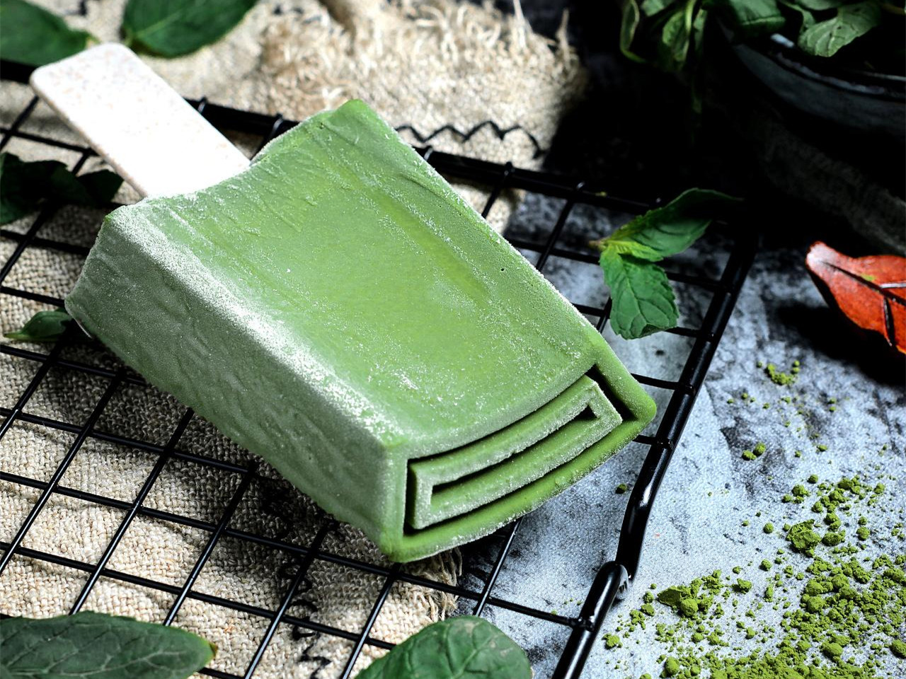 对钟薛高天价雪糕的看法与评价,钟薛高雪糕高价事件