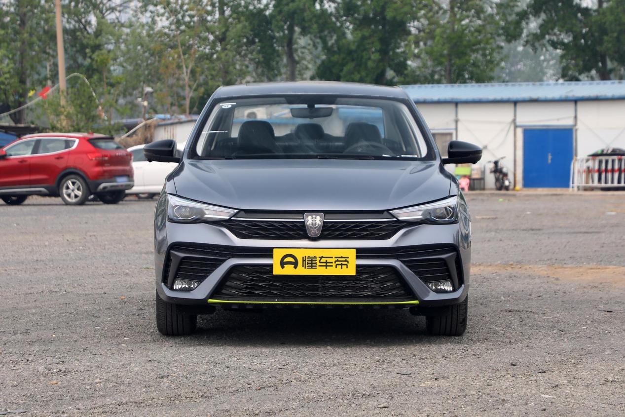 8万出头买顶配荣威i5,荣威i5测评同级别高性价比之选