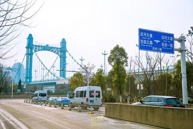 武汉的造桥水平,武汉造桥的视频