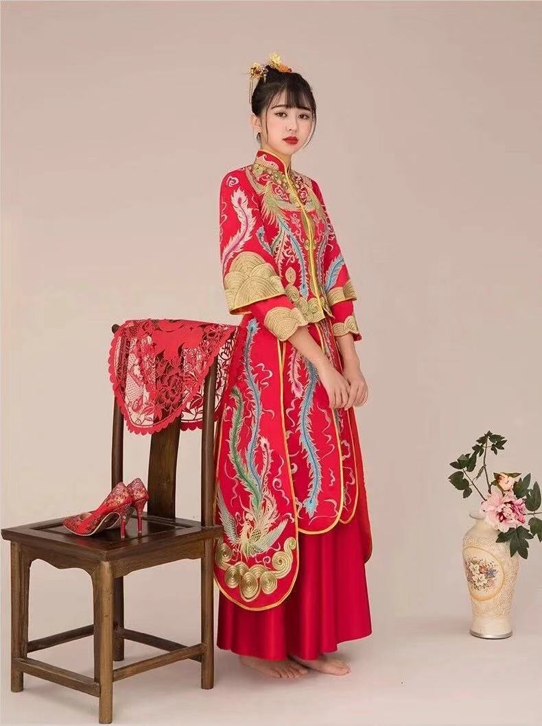 最适合穿中式嫁衣,新款秀禾服新娘礼服中式嫁衣