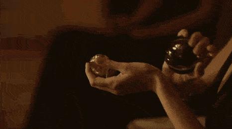 如何挑选适合自己的香水,26岁女生适合什么香水