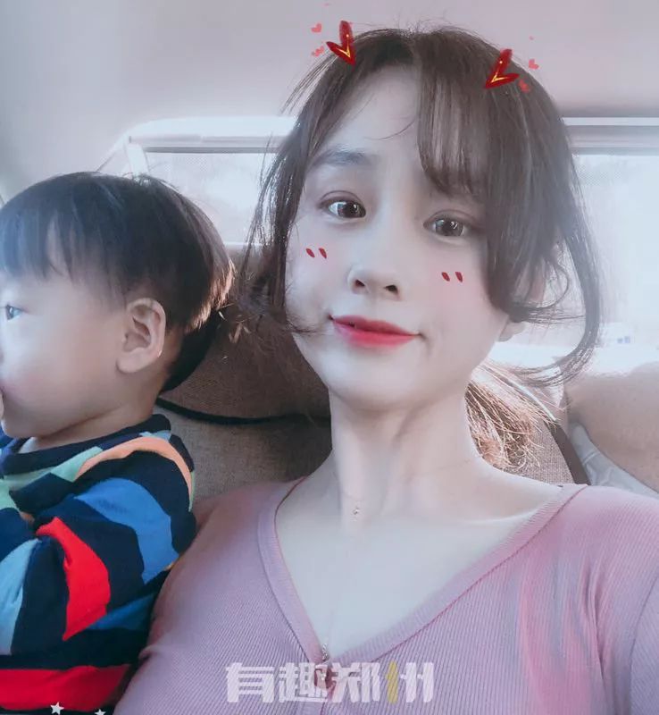 有趣翻包记|郑州这三位少女般的辣妈，包里装的都是啥？