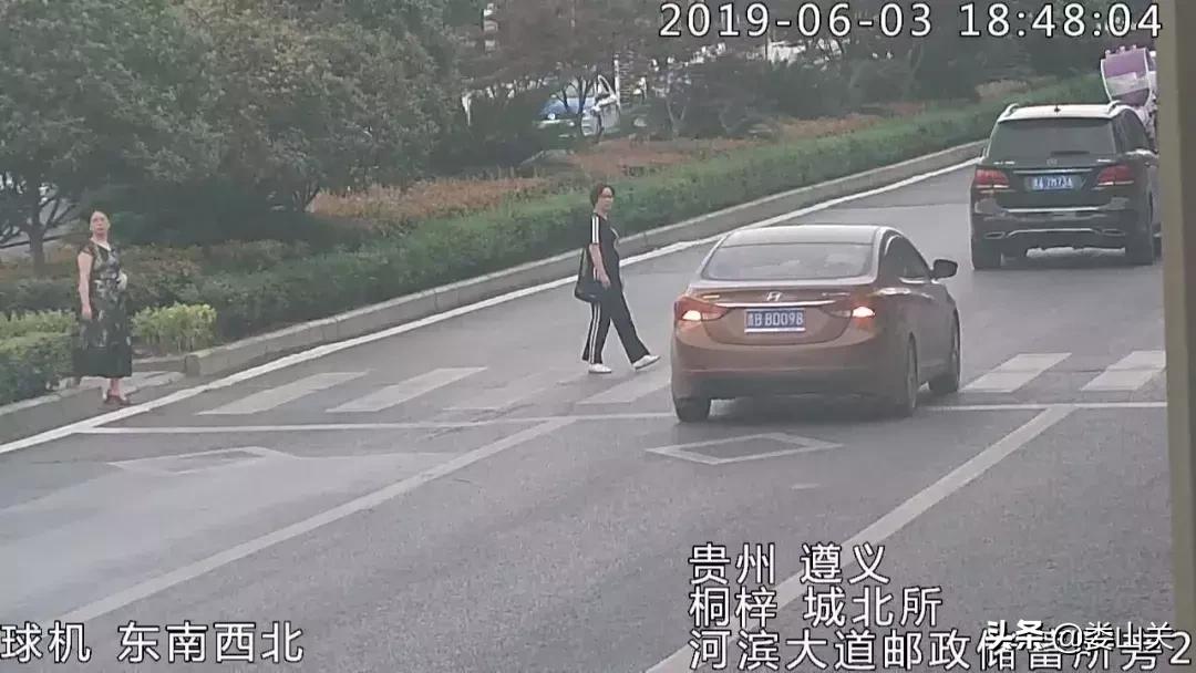 遵义斑马线礼让行人扣分,绥阳不礼让行人扣多少分罚多少钱