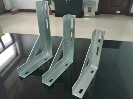 家庭天然气管道固定支架标准,天然气管道固定支架固定什么位置