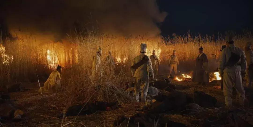 美剧打僵尸片段,前几年有个特别火的僵尸美剧