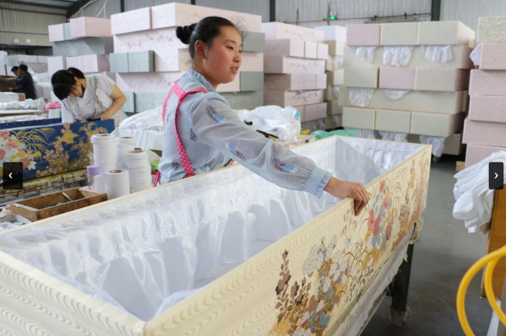 给日本人送终的生意，是怎么被菏泽曹县人垄断的？