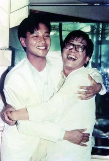 拿林青霞开刷，骂刘德华3年，一生恋3女，如何点评老流氓黄霑？